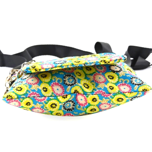 Multi Color Spring Floral Pattern Zippered Shoulder Bag with Adjustable Strap - Picture 4 of 6